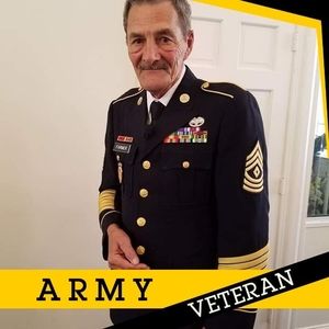 Meet your Posher, Larry